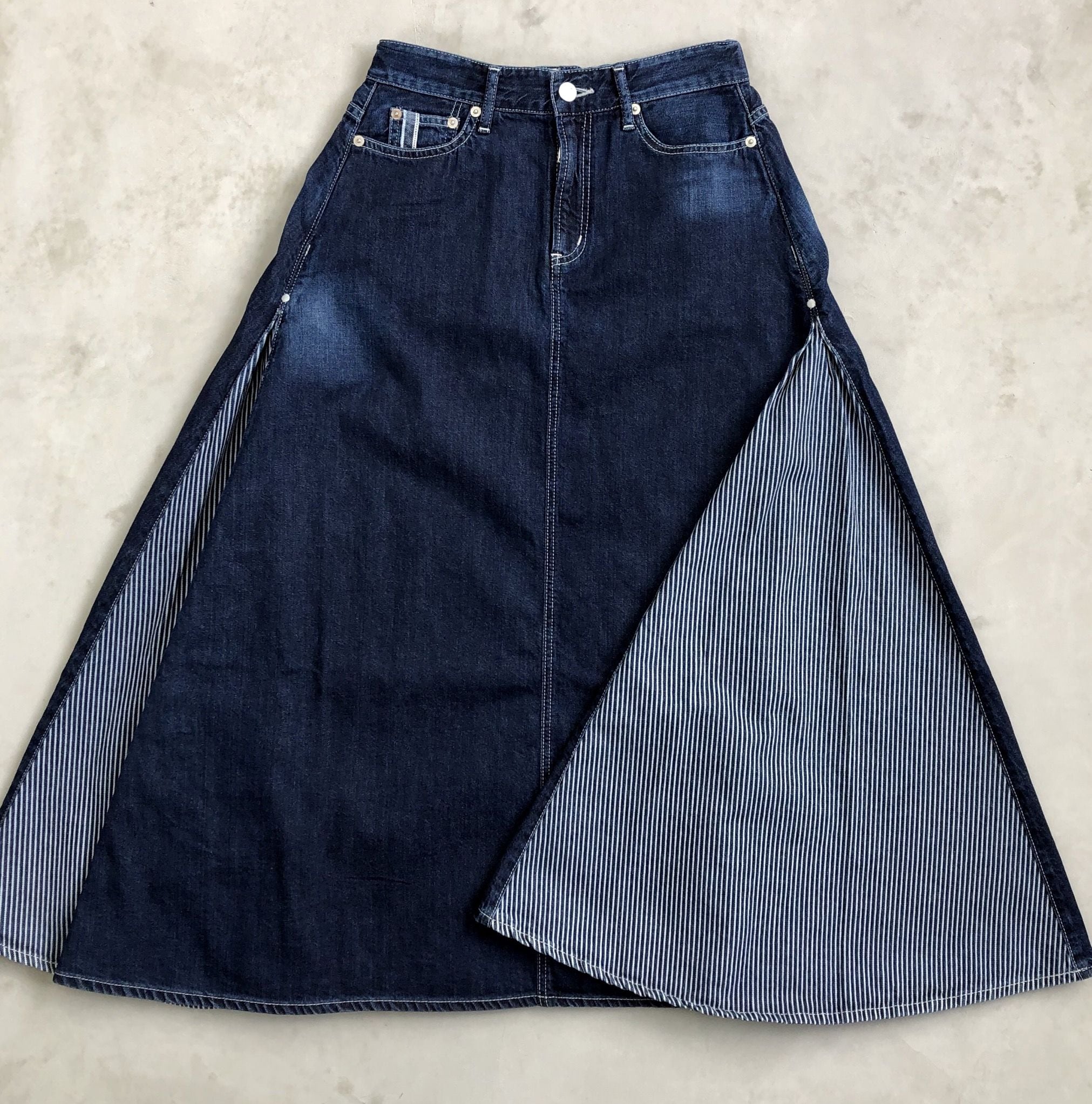 TUCK SKIRT / INDIGO×HICKORY