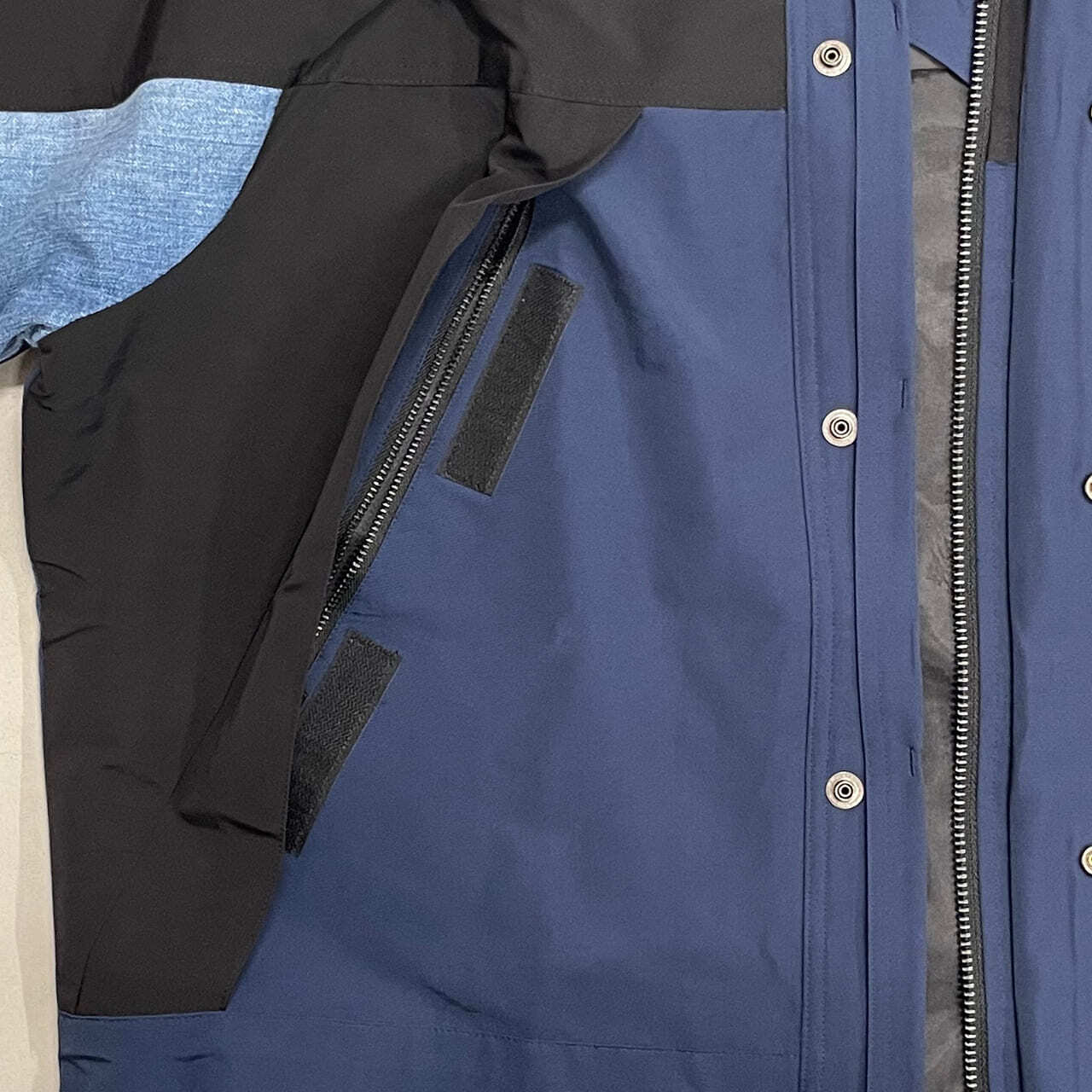 MOUNTAIN PARKA / NAVY×BLACK