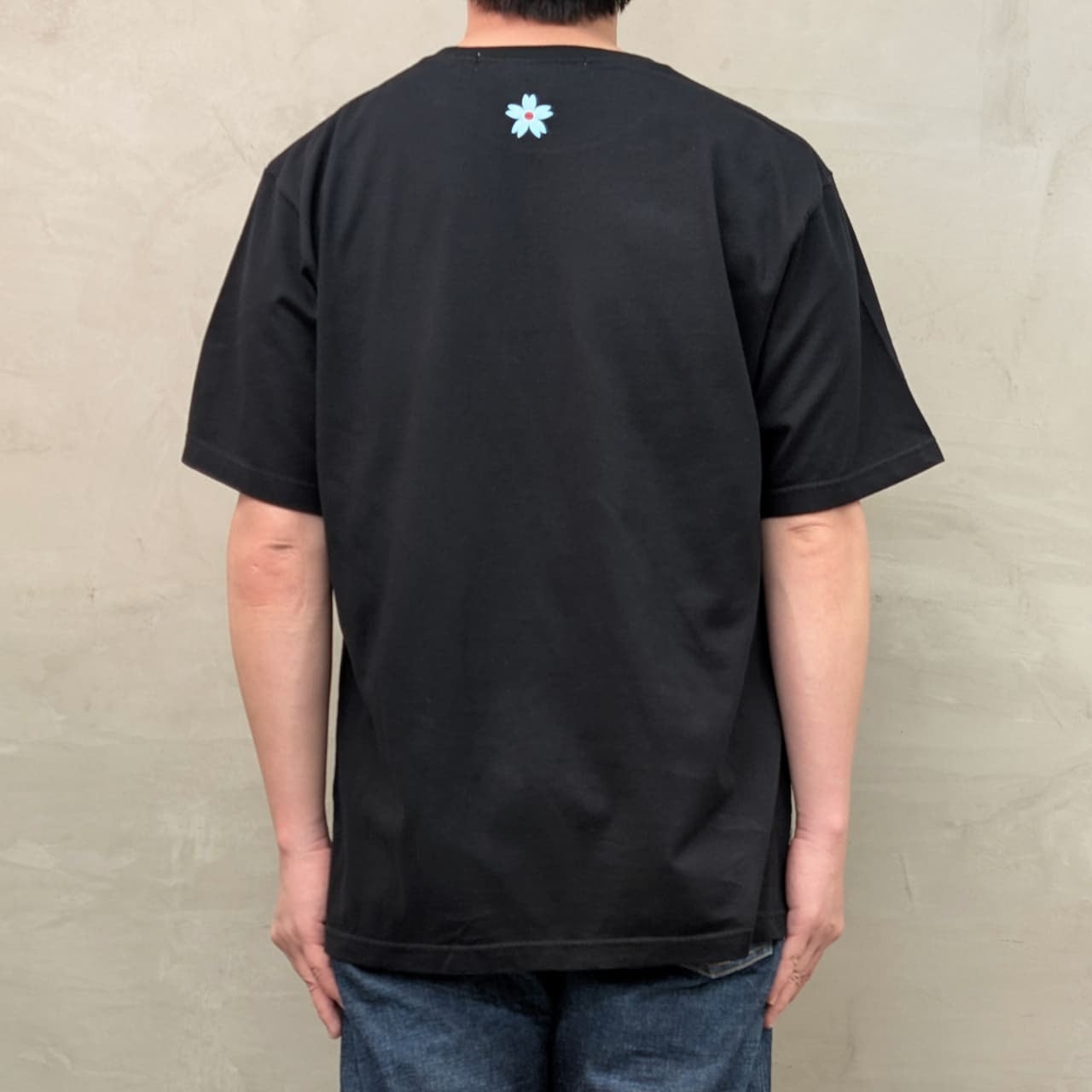 T-SHIRT ［BLUE SAKURA LOGO］ / BLACK×WHITE