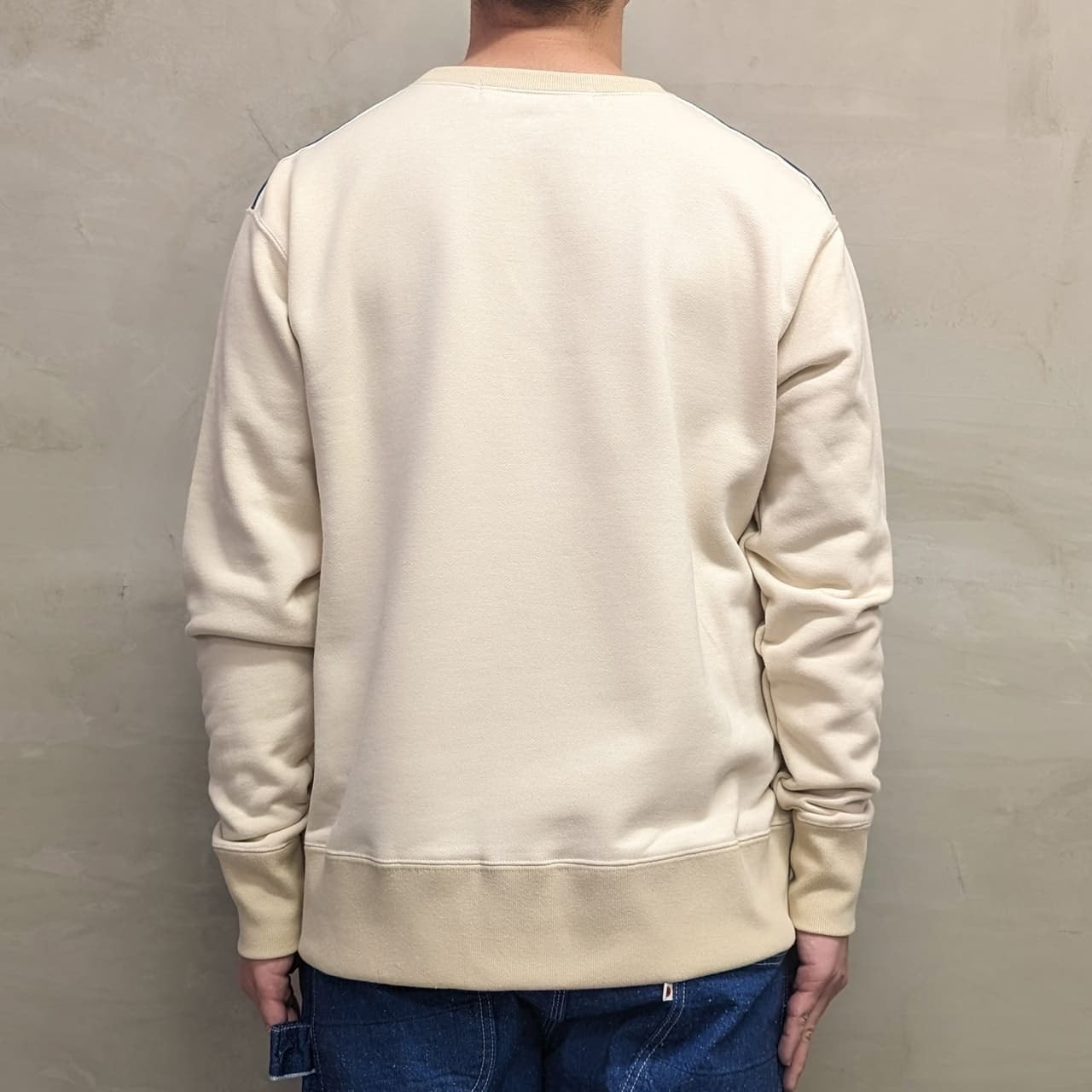 CLASSIC VINTAGE CREW NECK ""BLUE SAKURA LOGO"" / BEIGE