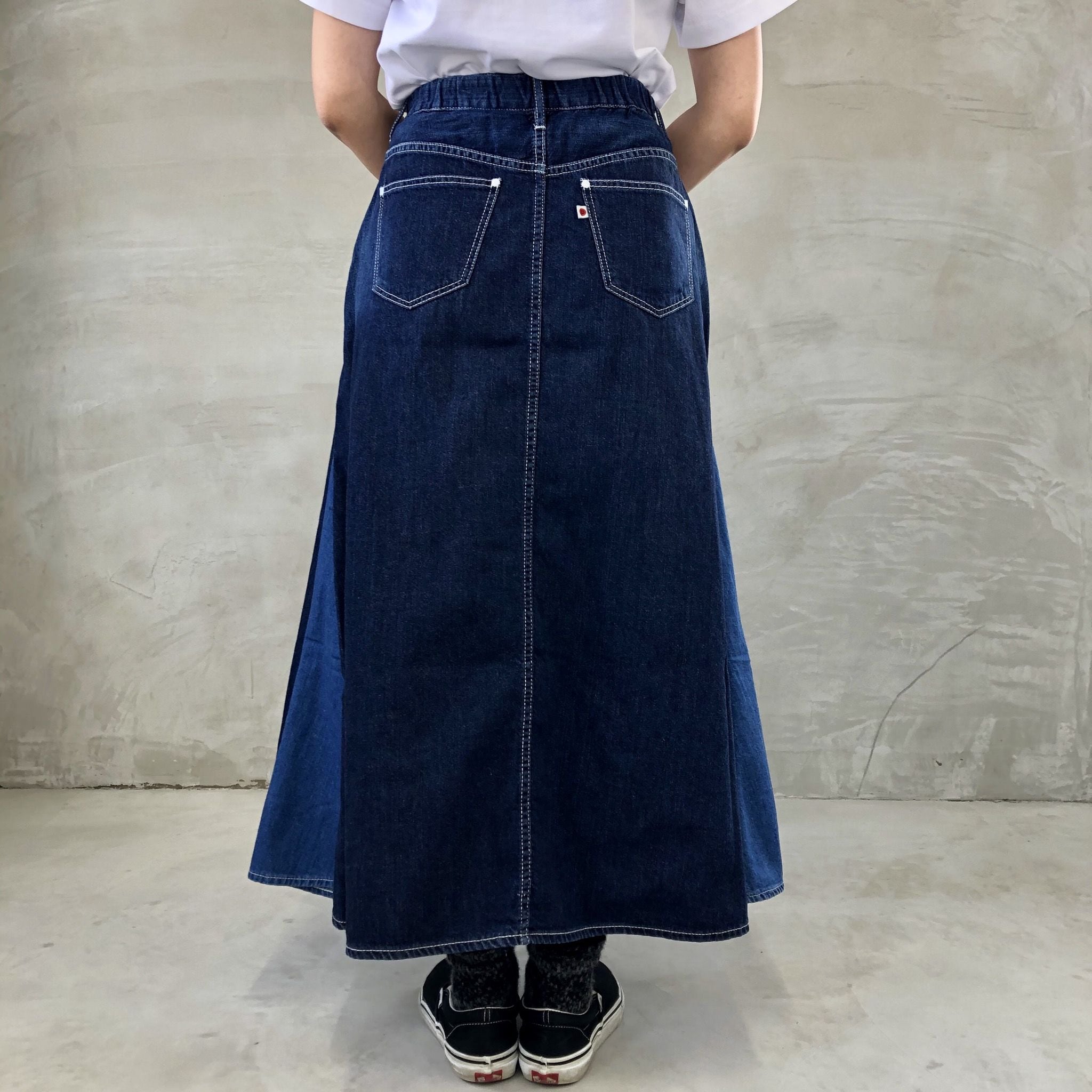 TUCK SKIRT / INDIGO×BLUE