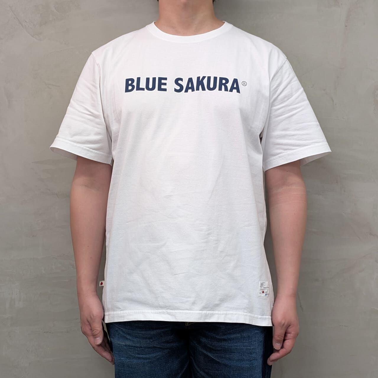 T-SHIRT ［BLUE SAKURA LOGO］ / WHITE×NAVY