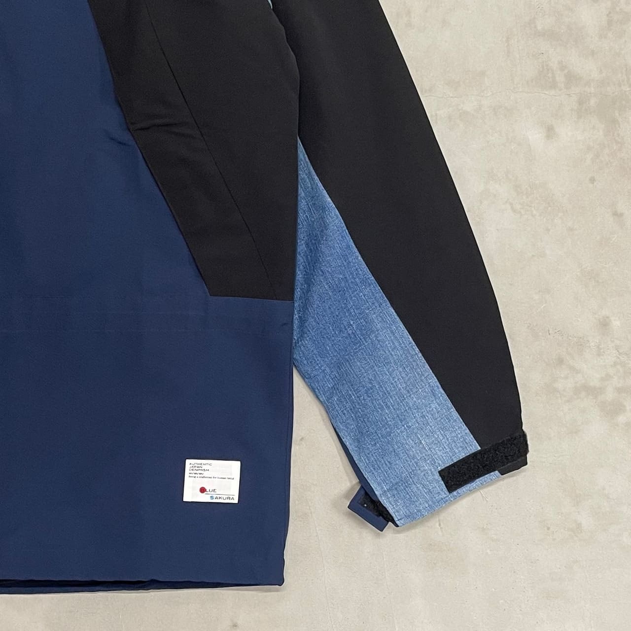 MOUNTAIN PARKA / NAVY×BLACK