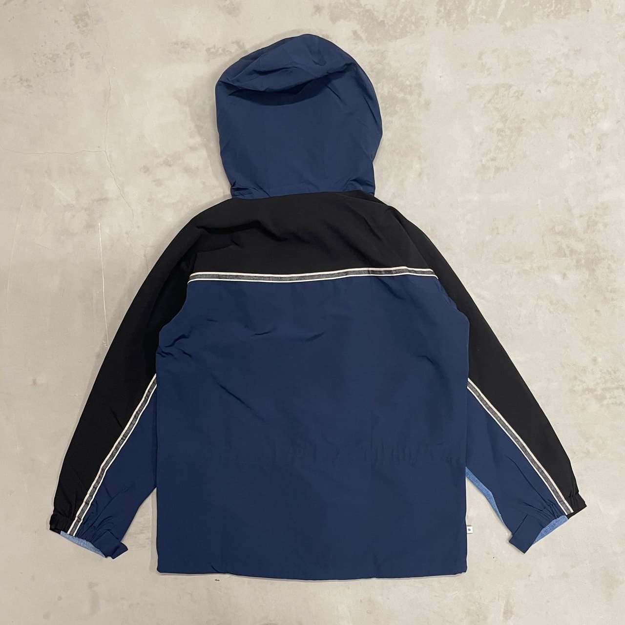 MOUNTAIN PARKA / NAVY×BLACK