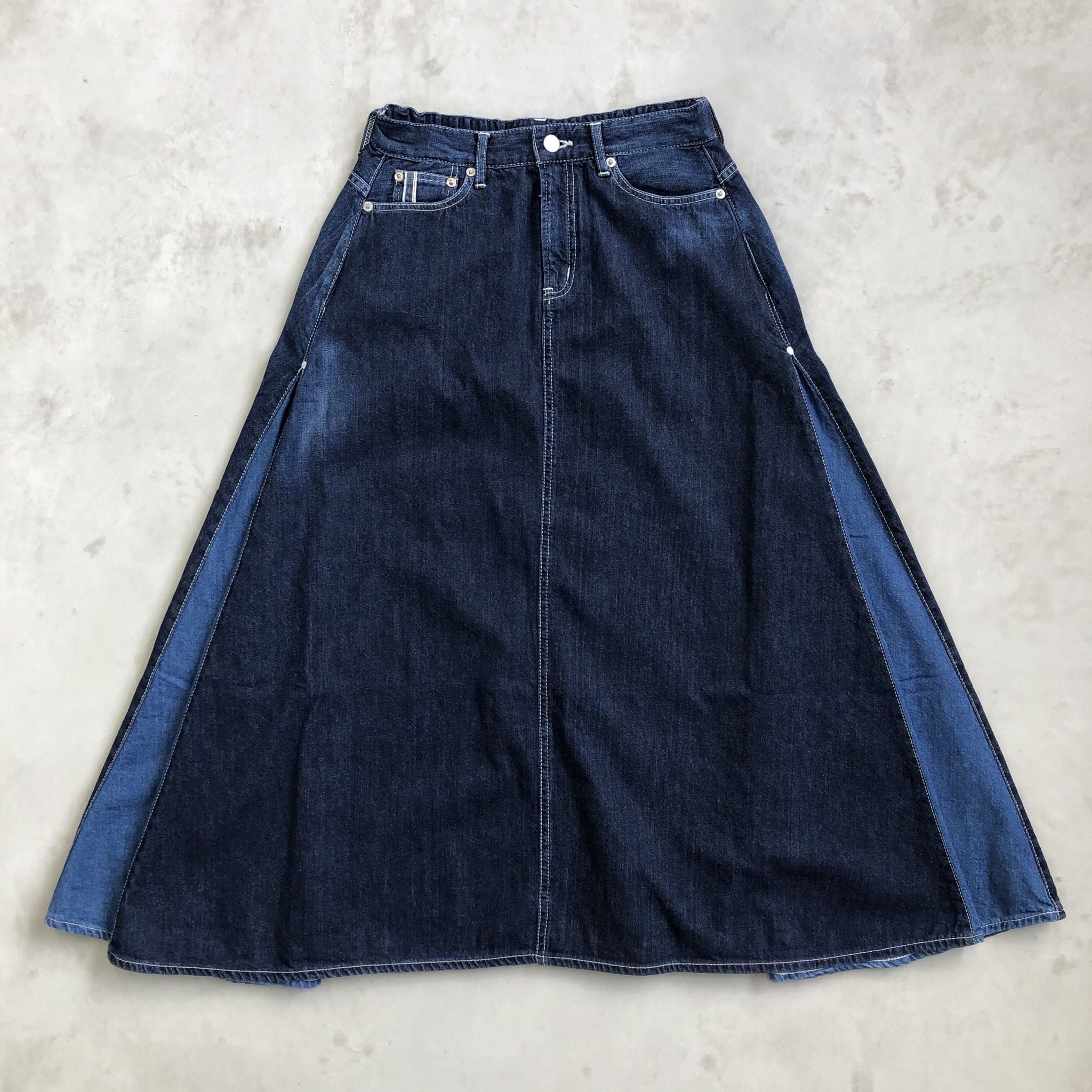 TUCK SKIRT / INDIGO×BLUE