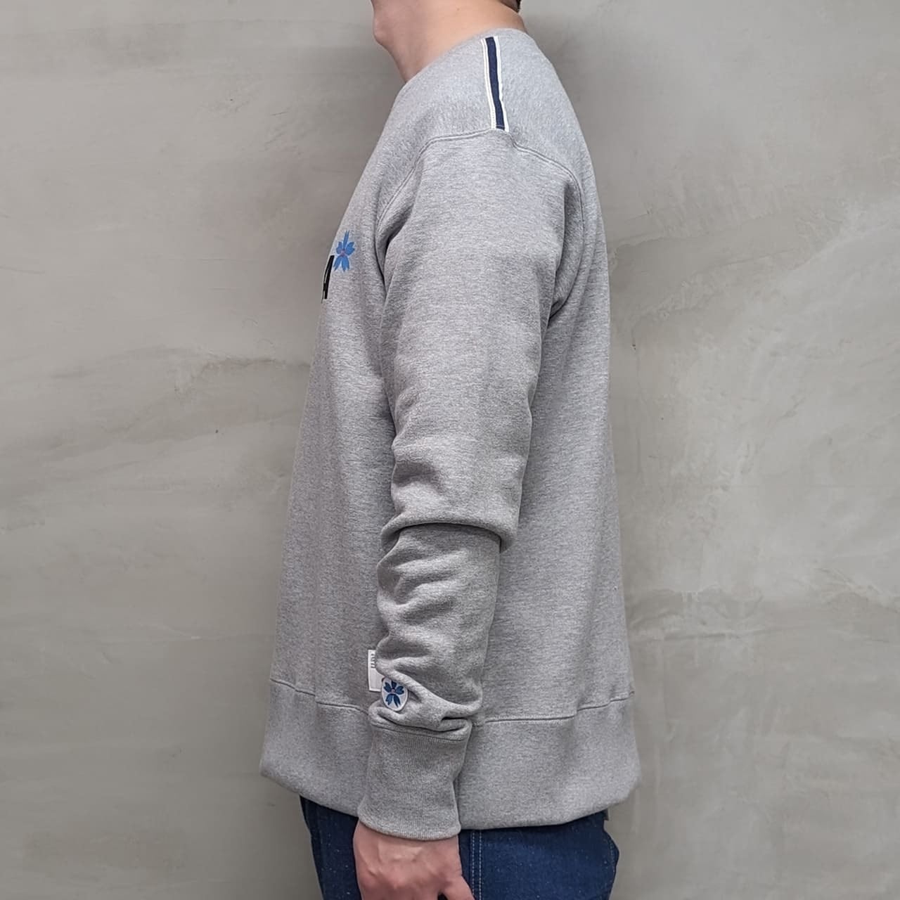 CLASSIC VINTAGE CREW NECK ""BLUE SAKURA LOGO"" / GRAY