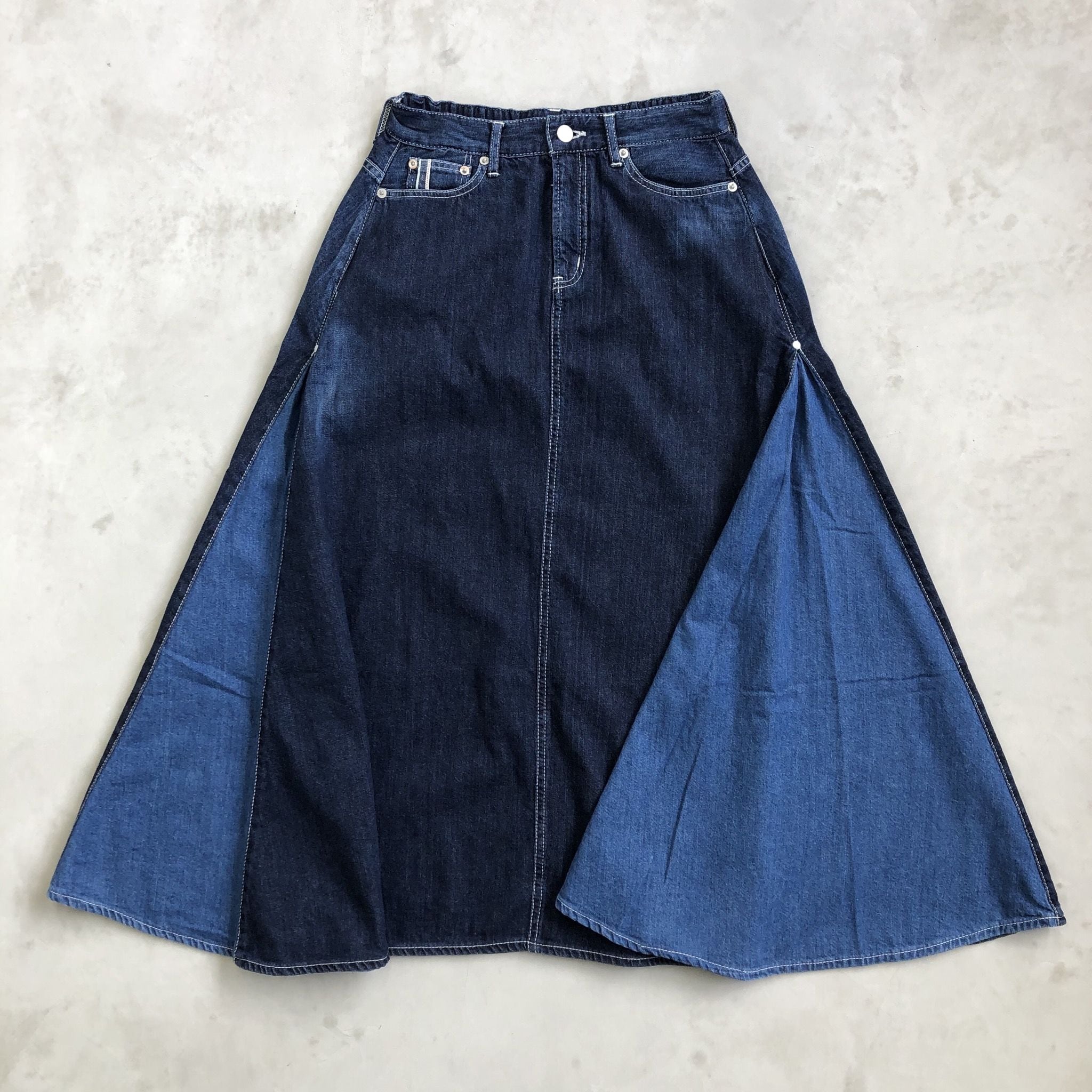 TUCK SKIRT / INDIGO×BLUE