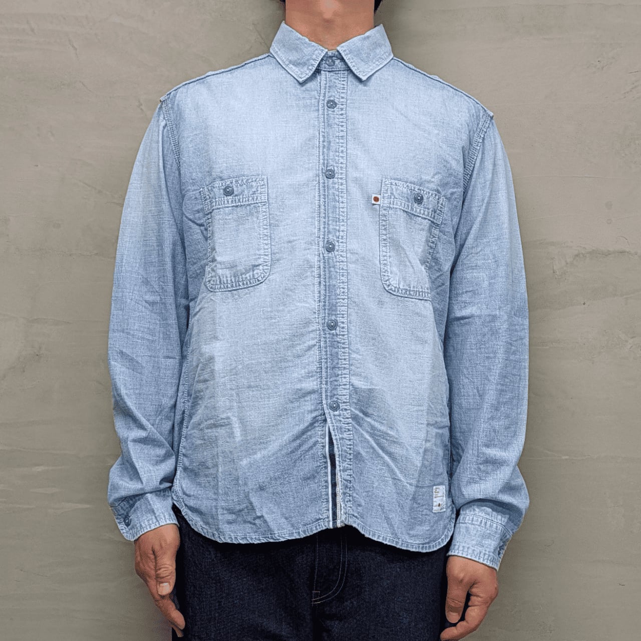 VINTAGE CHAMBRAY SHIRT USED
